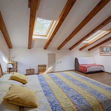 Vesna In Rovinjsko Selo * Rovinj
